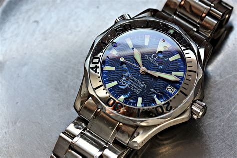 omega seamaster electric blue review|omega seamaster blue band.